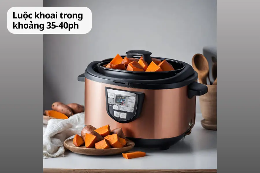 Luộc khoai mềm, dẻo bằng nồi cơm điện.