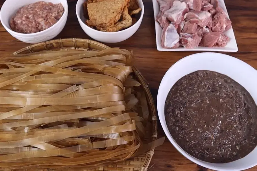 Nguyên liệu món Bánh đa cua Hải Phòng