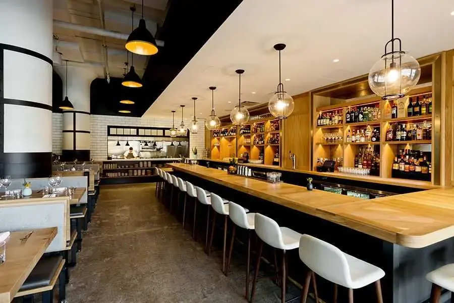 Quầy bar thiết kế đẹp mang lại sự sang trọng cho nhà hàng