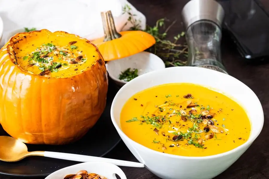 Bạn có thể kết hợp bí đỏ với nhiều thực phẩm khác để quá trình giảm cân diễn ra hiệu quả hơn.