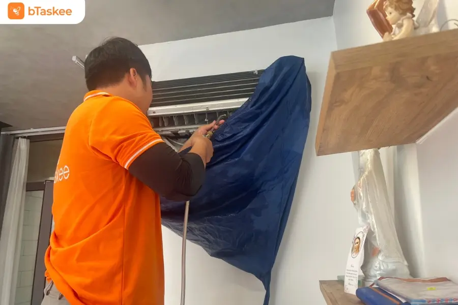 Vệ sinh dàn lạnh chuyên sâu giúp chống chảy nước hiệu quả.