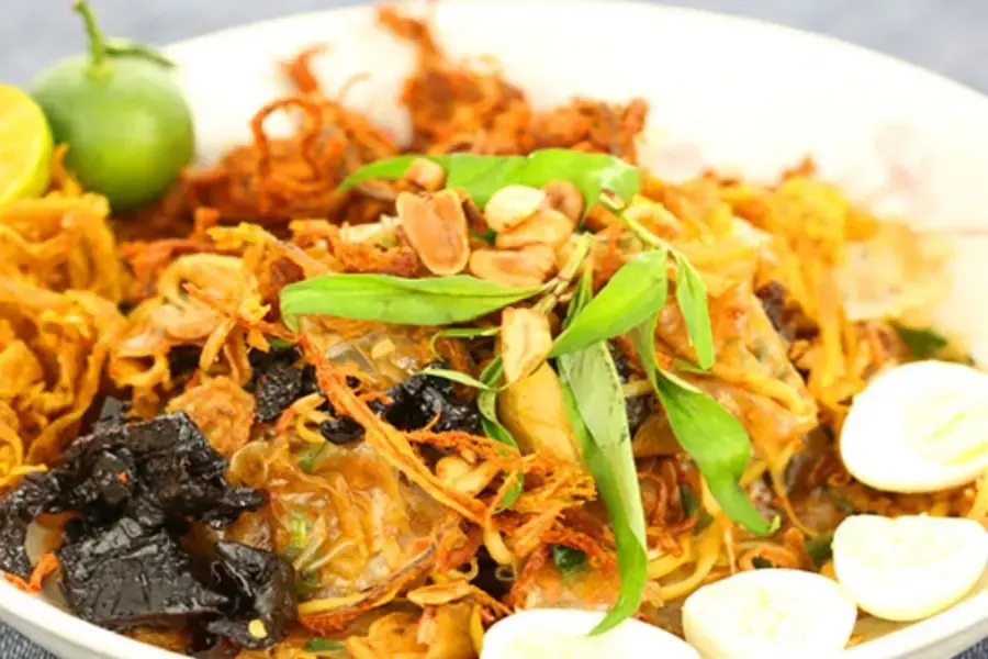 Bánh tráng trộn - món ăn vặt dễ làm được nhiều người ưa chuộng