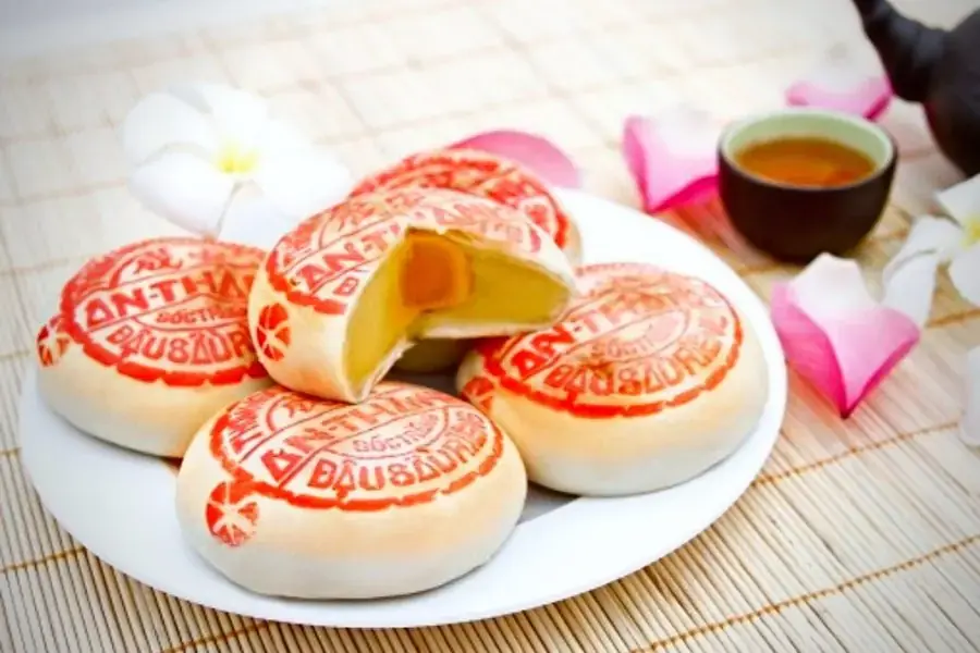 Bánh pía An Thành được nhiều người ưa chuộng nhất hiện nay.