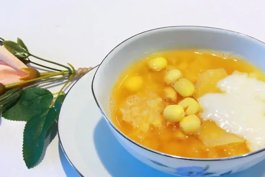 Thành phẩm chè hạt sen nấm tuyết