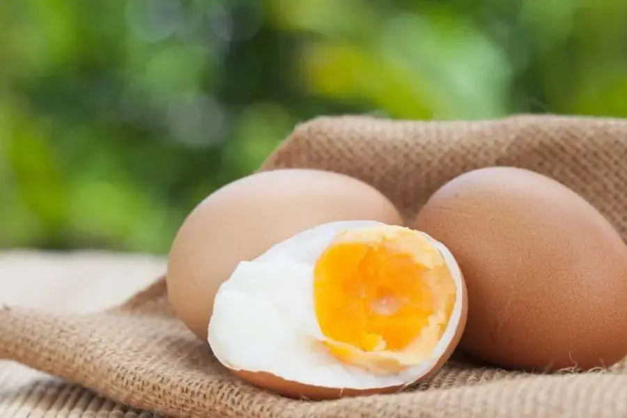 Ăn trứng vào bữa tối giúp bạn có một giấc ngủ ngon.