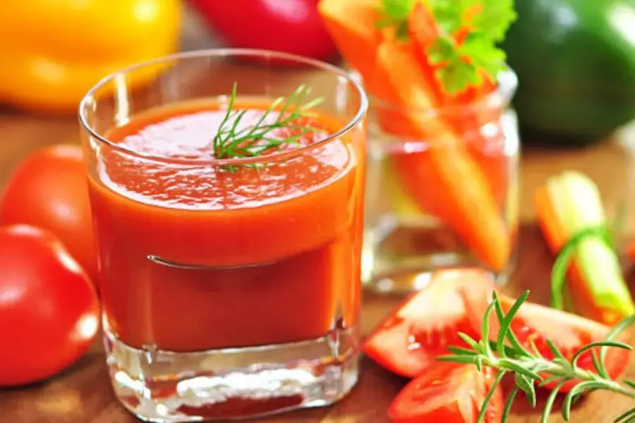 Nước ép cà chua giúp kháng khuẩn và kháng viêm hiệu quả