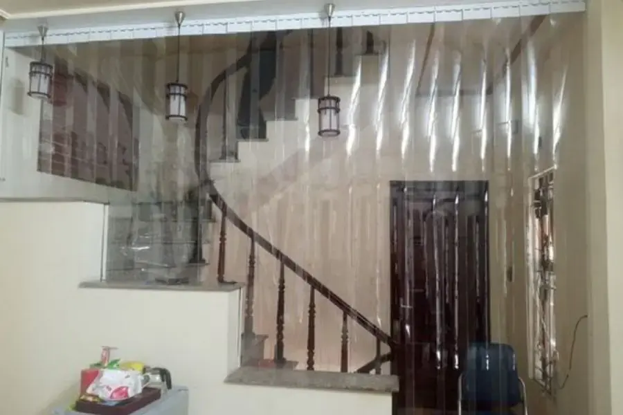 Rèm PVC ngăn khói bụi, tiếng ồn rất phổ biến hiện nay
