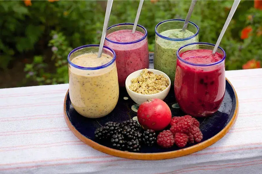 Smoothie tương tự như sinh tố ở Việt Nam