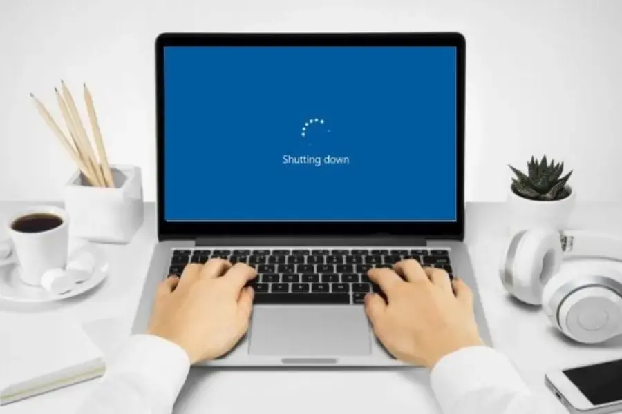 Restart lại máy tính để khắc phục lỗi máy in không hoạt động