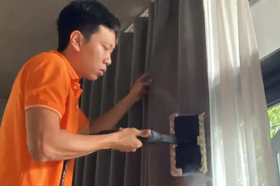Dịch vụ giặt màn cửa bTaskee - Vệ sinh rèm uy tín và chuyên nghiệp