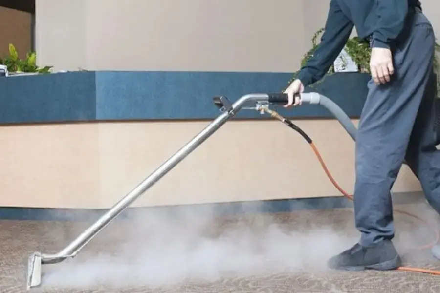 Giặt thảm bằng máy phun hút