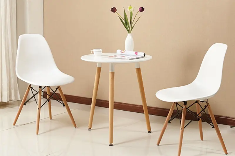 Kích thước bàn ăn 2 người đơn giản, tiết kiệm diện tích