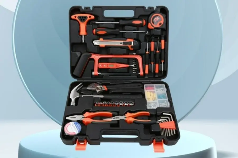 Chuẩn bị dụng cụ đầy đủ trước khi tiến hành tháo lắp máy giặt.