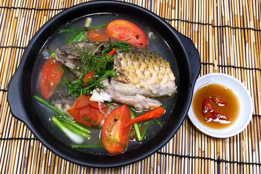 Canh chua cá chép là món ăn được rất nhiều người yêu thích