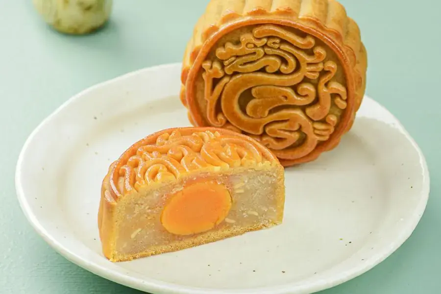 Bánh Trung Thu nướng có thể bảo quản ngăn mát tủ lạnh từ 1 - 2 tuần.