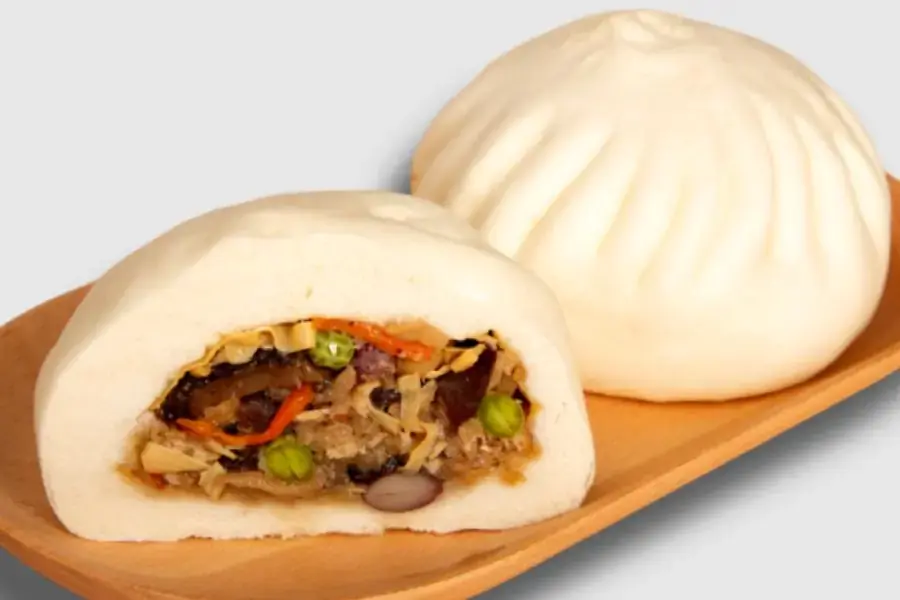 Thưởng bánh bao khi còn đang nóng sẽ ngon hơn đấy.