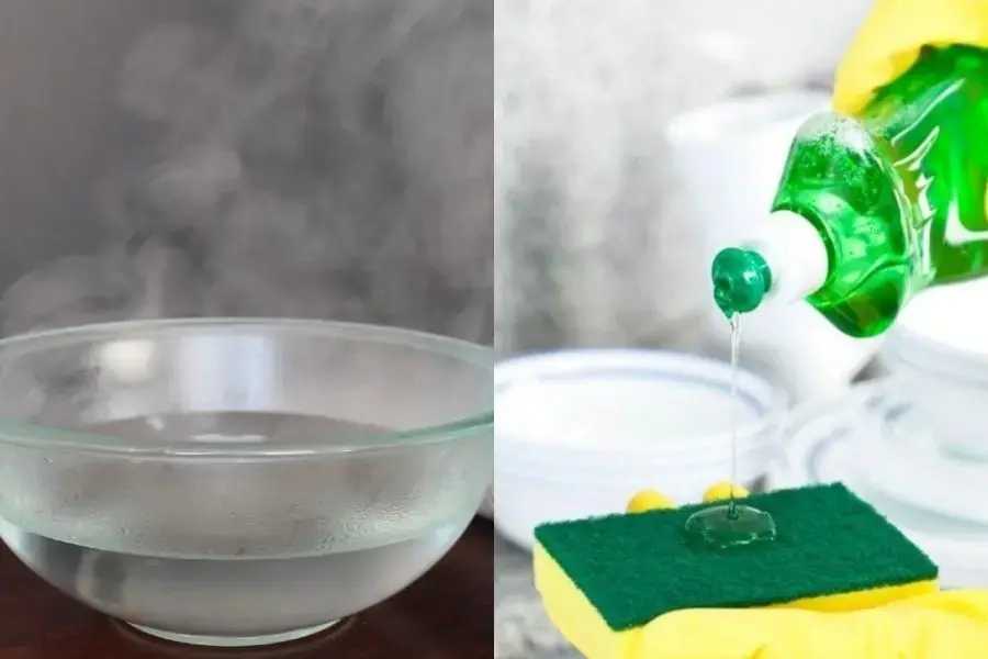 Làm sạch chai nhựa bằng nước nóng và dầu rửa bát