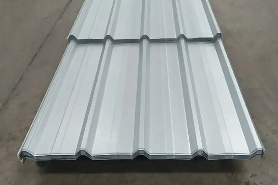 Dòng tôn lạnh có tuổi thọ bền vững hơn so với những loại tôn khác