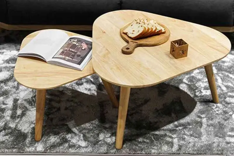Bàn tam giác đôi phù hợp cho căn hộ, tiện ích và hiện đại.