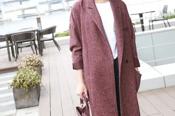 Nên giặt khô vài dạ, nỉ (Ảnh: mom.vn)