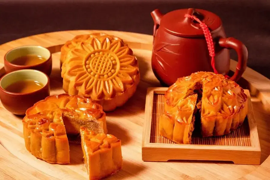 Những câu đố Trung thu hài hước về bánh Trung thu đêm trăng rằm.