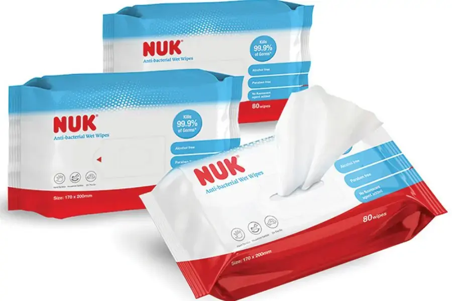 Nên sử dụng khăn lau diệt khuẩn để đảm bảo sức khỏe