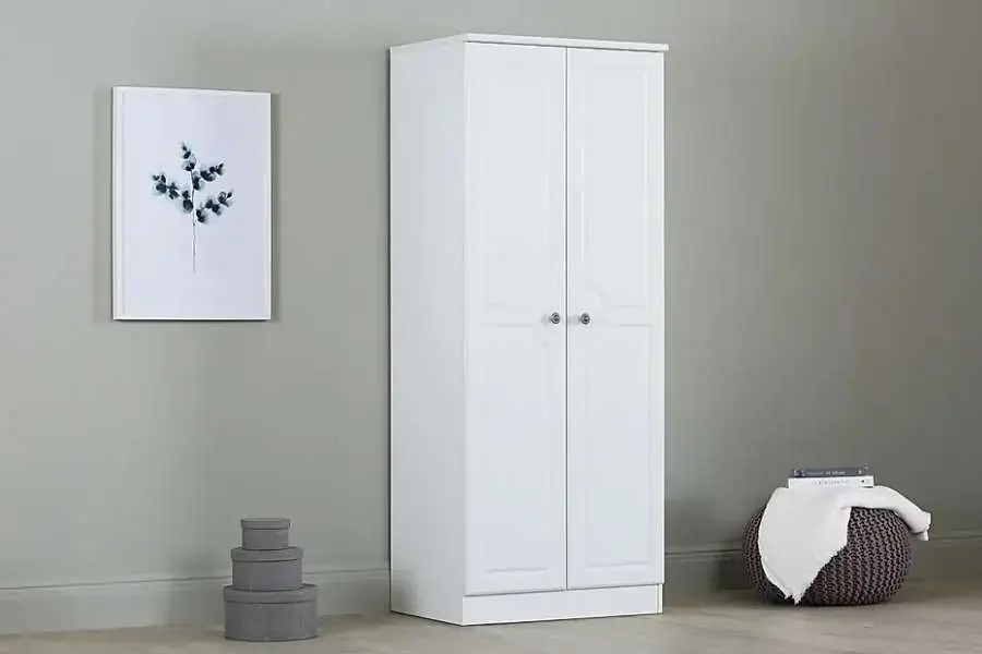 Tủ quần áo 2 cánh có kích thường rơi vào khoảng 2,2m x 1,2m x 0,6m