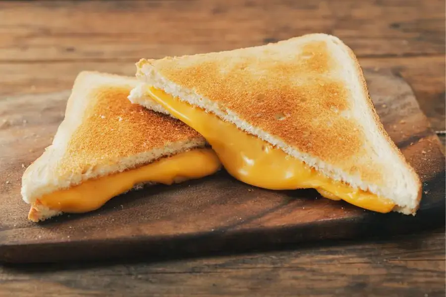 Bánh mì sandwich nướng phô mai béo giòn