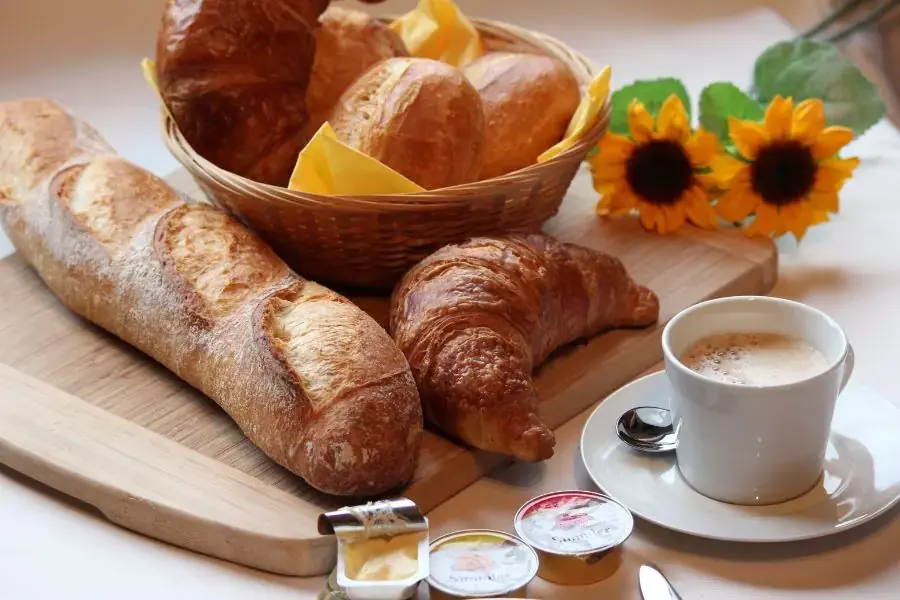 Người mắc bệnh tim nên tập trung vào các thực phẩm thấp cholesterol để duy trì sức khỏe