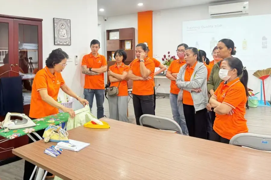 Các chị Ong được ưu tiên tuyển từ nhân lực địa phương, dễ tiếp cận khu vực.