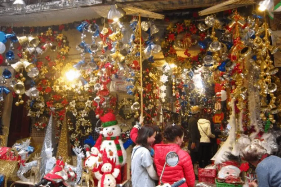 Kim Lập 192 cung cấp đa dạng vật dụng trang trí Noel.