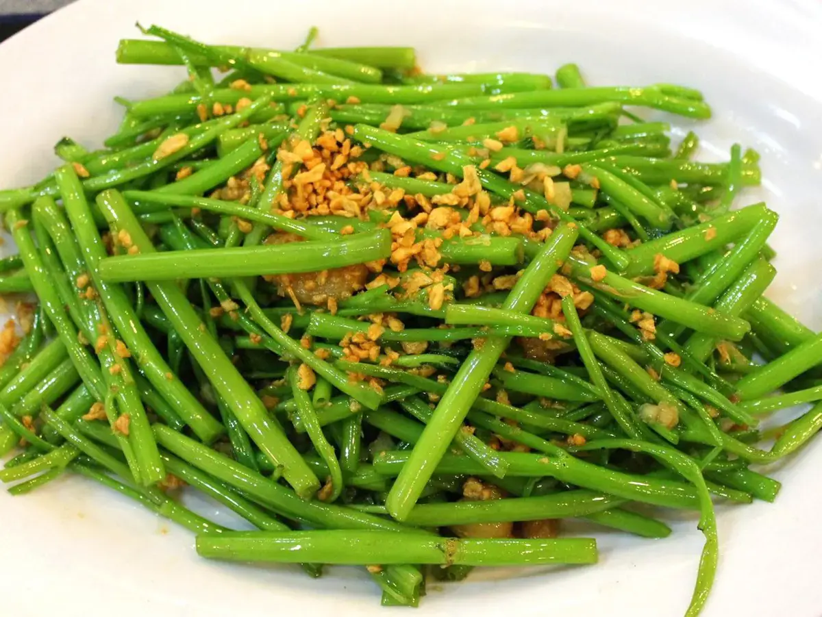 rau-muong-xao-toi