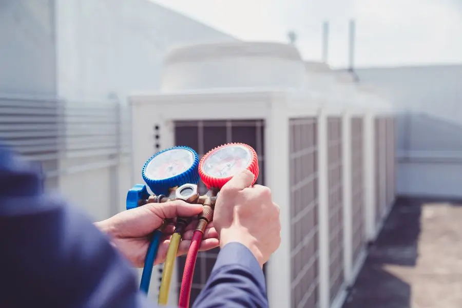 Bơm gas máy lạnh
