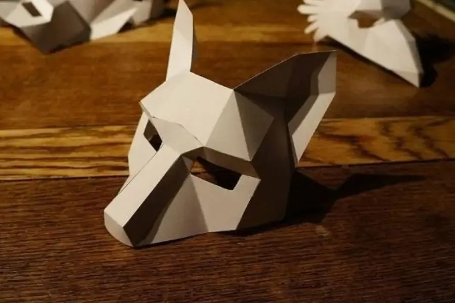 Mẫu mặt nạ 3D Geometric Halloween hình chú cáo cá tính.