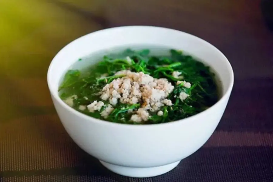 Nguyên liệu đơn giản nhưng tạo được món ăn ngon với canh xà lách xoong thịt băm