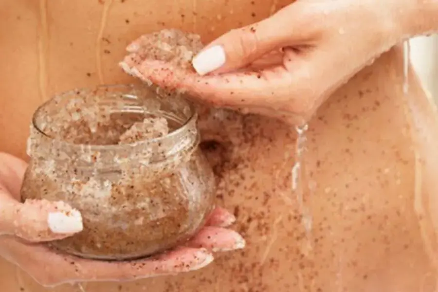 Trị rạn da từ bã cà phê