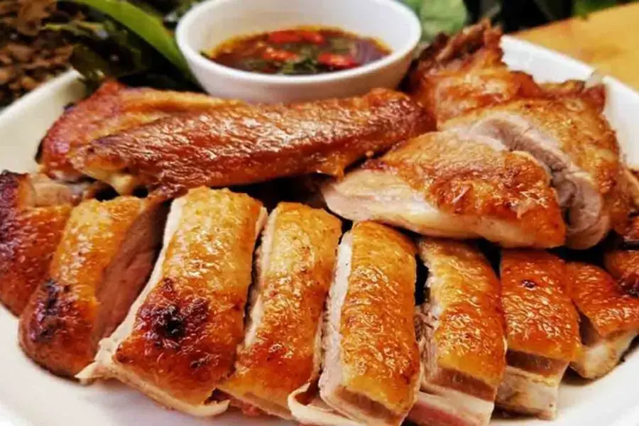 Vịt nướng chao - Món ăn cuối tuần cho cả nhà thêm vui.