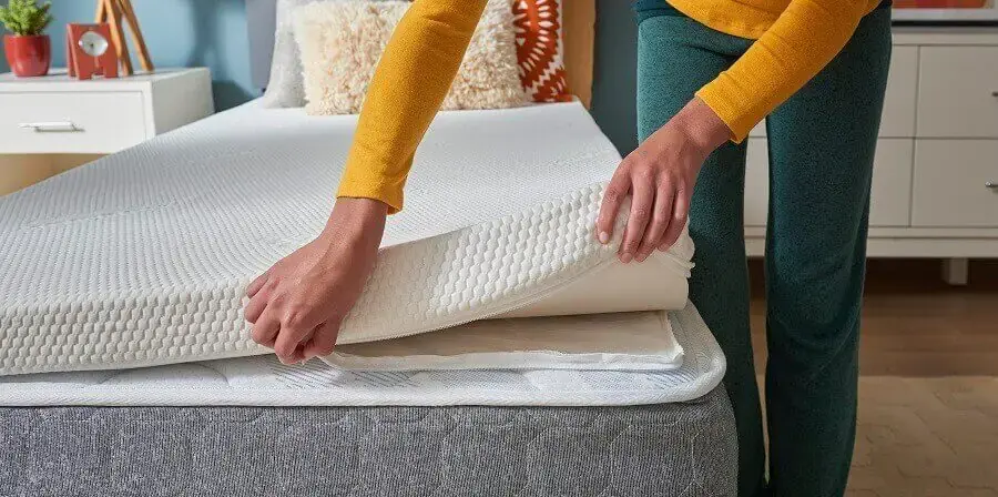 Sau khi bạn khử mùi nệm cao su mới thành công thì có thể bọc drap nệm sử dụng bình thường (Nguồn: Mattressfirm)