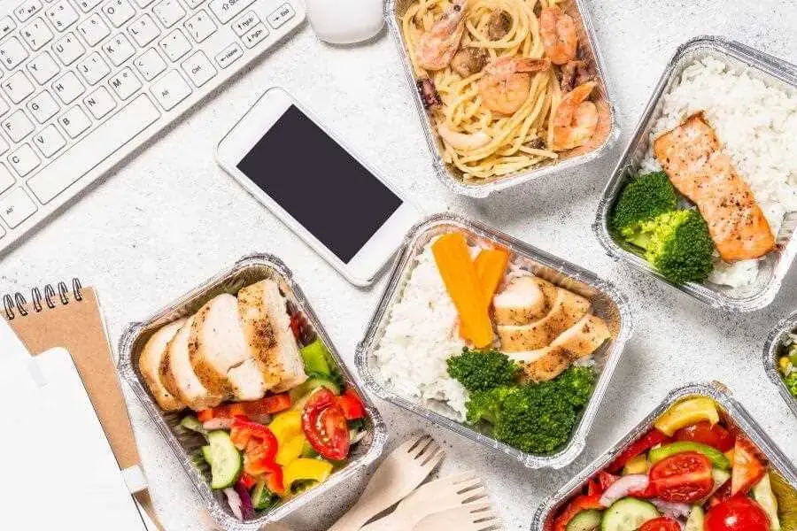 Tham khảo thực đơn giảm cân cho dân văn phòng cùng cơm trắng thơm ngon, bổ dưỡng