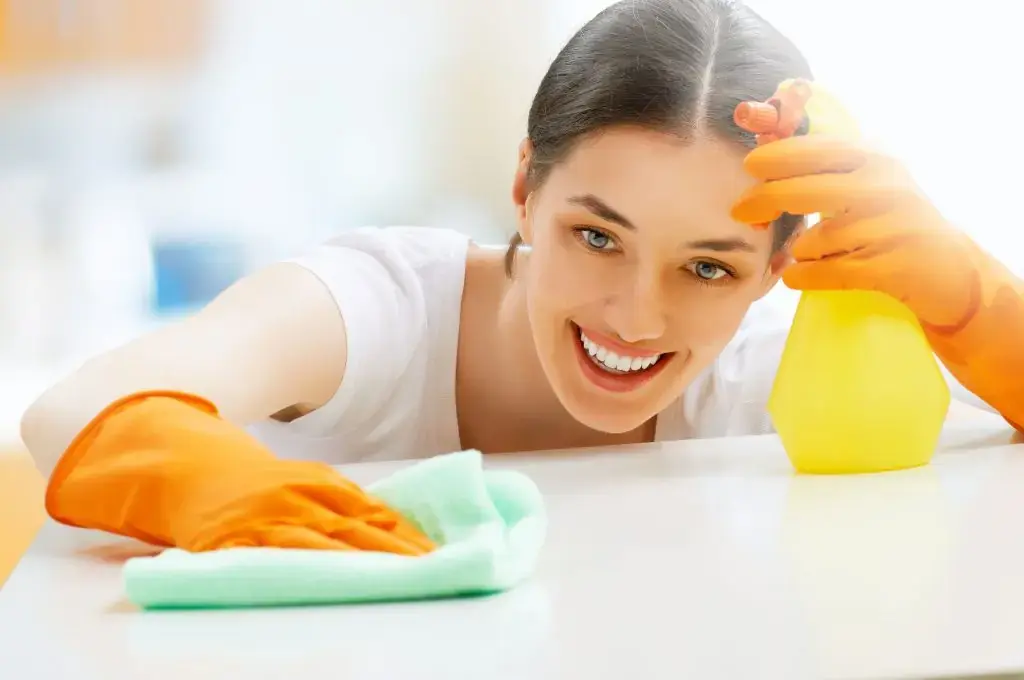 Nhanh chóng đưa ra quyết định, giữ lại hay thôi việc sau thời gian người giúp việc thử việc (Ảnh: zaapeche)