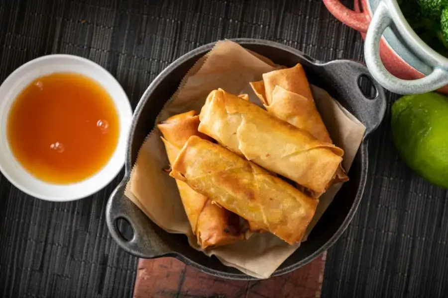 Chả giò giòn rụm