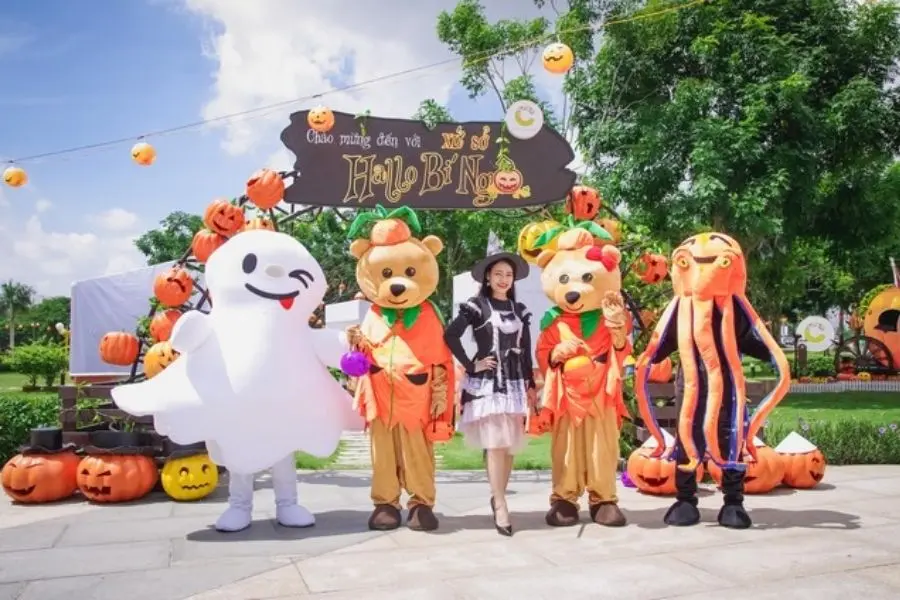Crescent Mall luôn là một điểm đến quen thuộc cho các bạn trẻ trong dịp Halloween.
