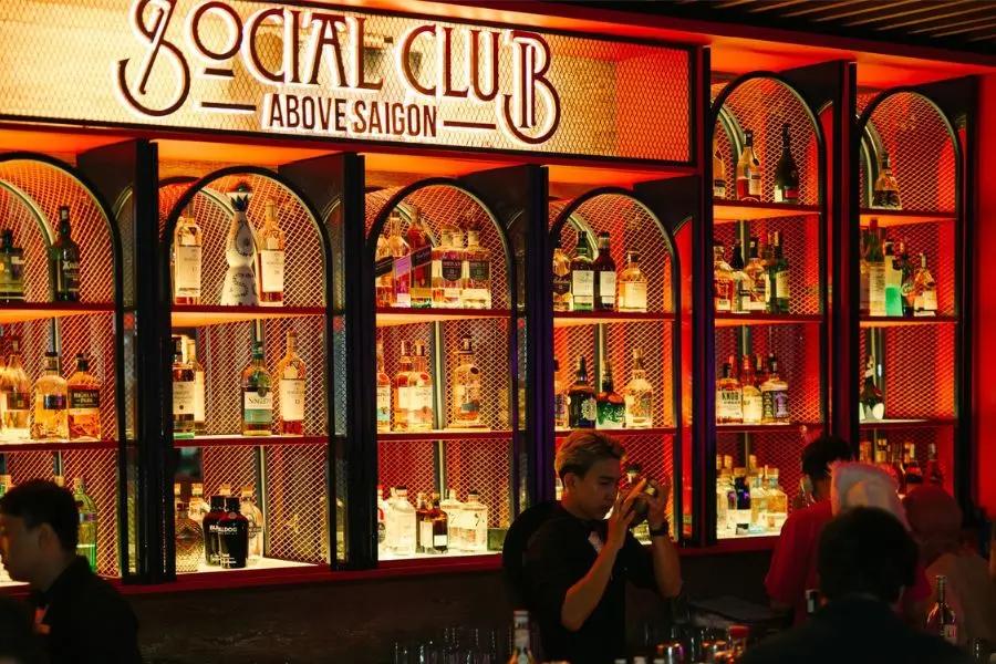 Social Club là sự hòa quyện giữa chất thơ và khí chất sang trọng kiểu Châu Âu.