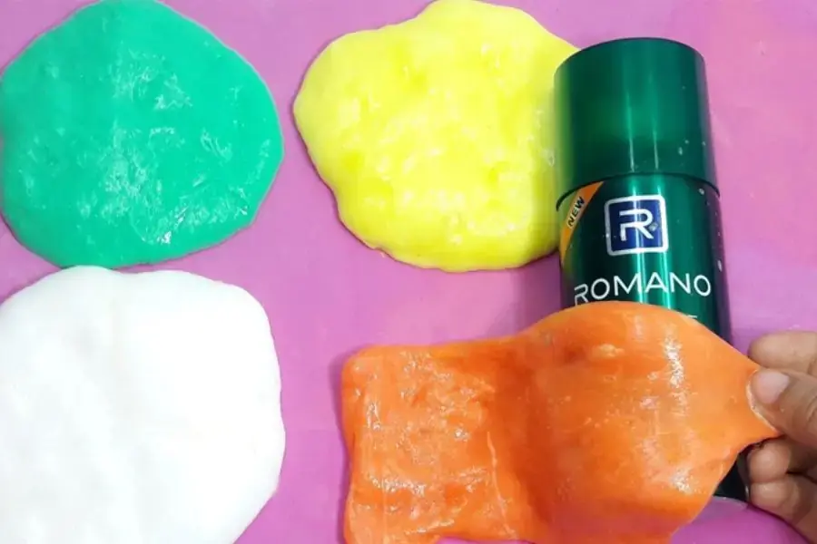 Làm slime với kem cạo râu.