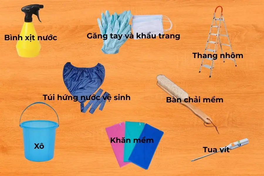 Bộ dụng cụ vệ sinh điều hòa Casper hoàn chỉnh được chuẩn bị sẵn sàng trên bàn.