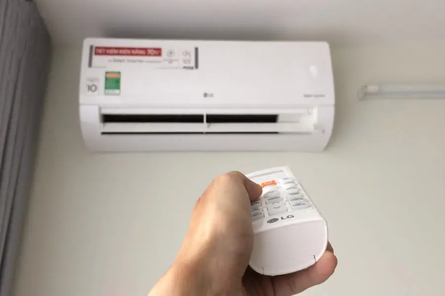 Điều khiển máy lạnh LG