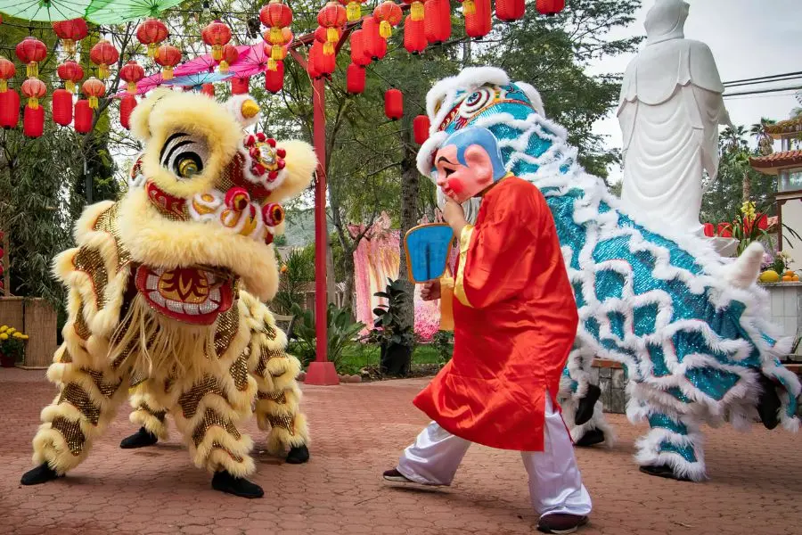 Múa lân trong Trung thu tượng trưng cho sự may mắn, thịnh vượng đối với tất cả mọi người.