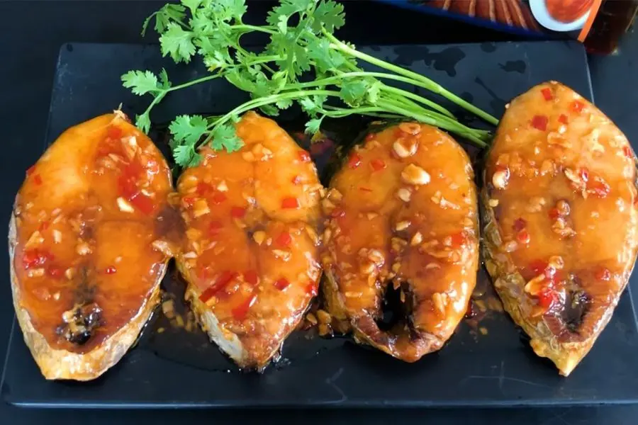 Cá thu chiên nước mắm đơn giản nhưng lại rất hao cơm.