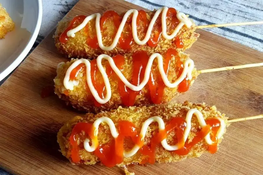 Bánh hotdog Hàn Quốc được du nhập sang Việt Nam