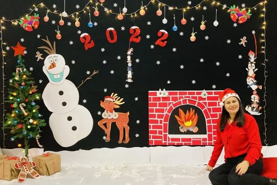 Hướng dẫn trang trí Noel mầm non trên tường và bảng lớp.